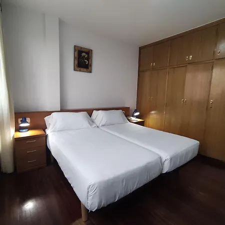 Hotel Hórreo 2*